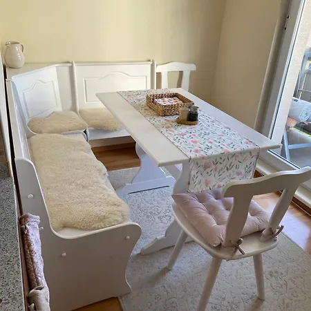 דירה City Apartment