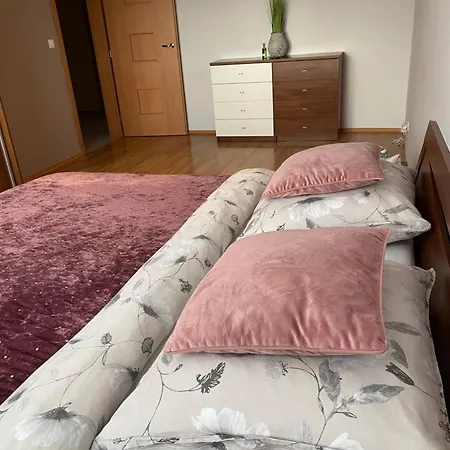 Апартаменты City Apartment *